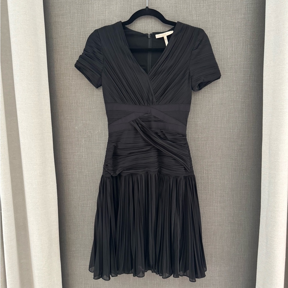 Halston Heritage Black Ruched V-Neck Midi Dress